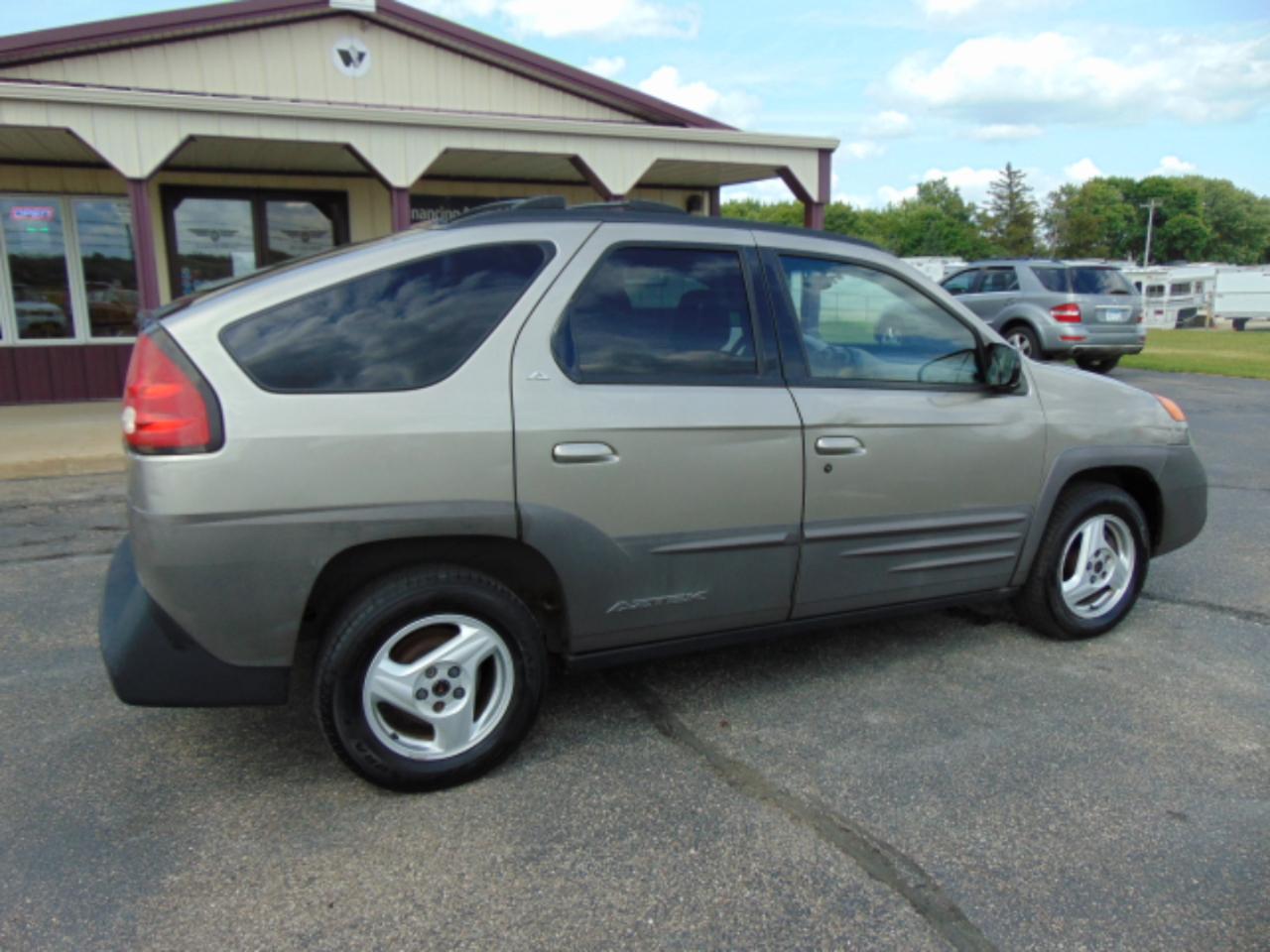 Pontiac Aztek Base 2001