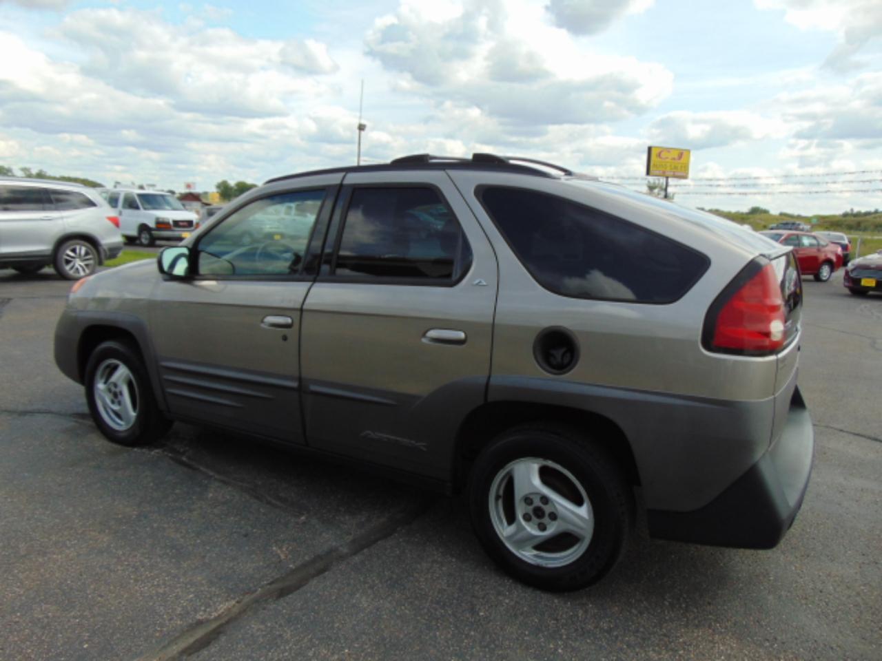 Pontiac Aztek Base 2001