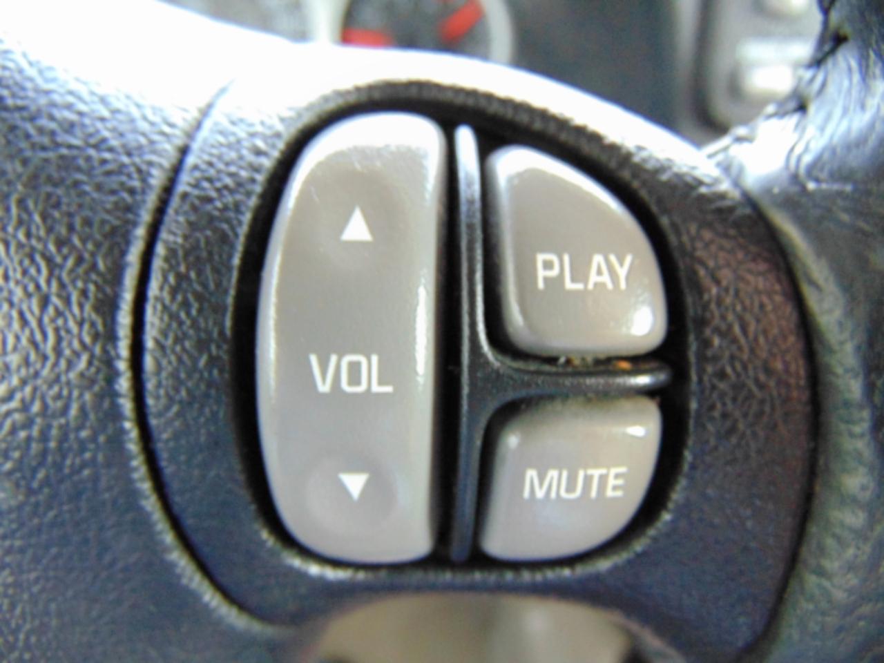 Pontiac Aztek Base 2001