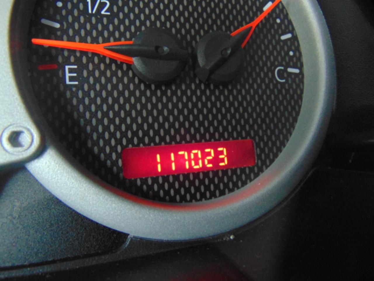 Pontiac Aztek Base 2001