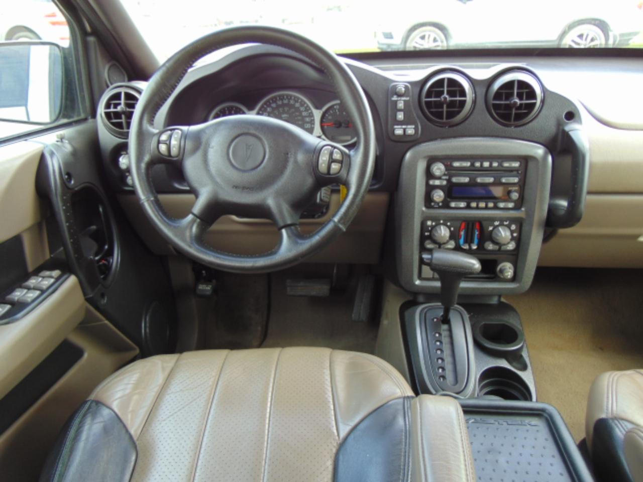 Pontiac Aztek Base 2001