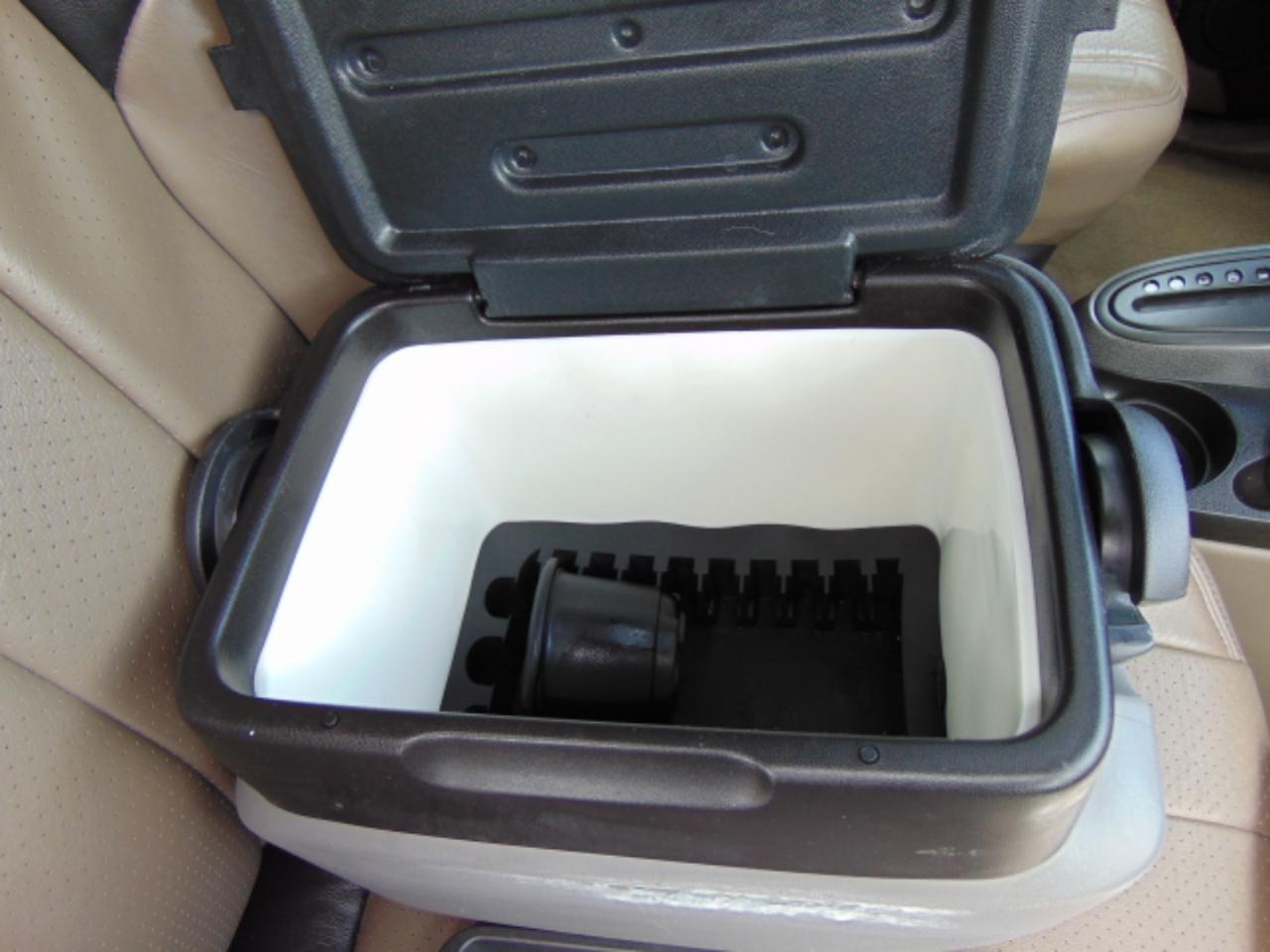 Pontiac Aztek Base 2001