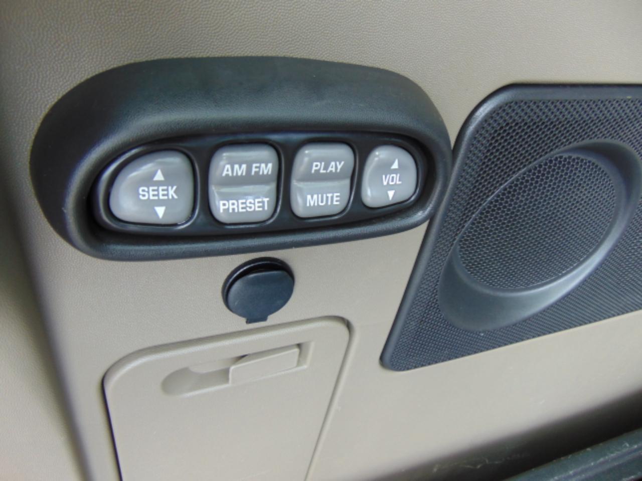 Pontiac Aztek Base 2001