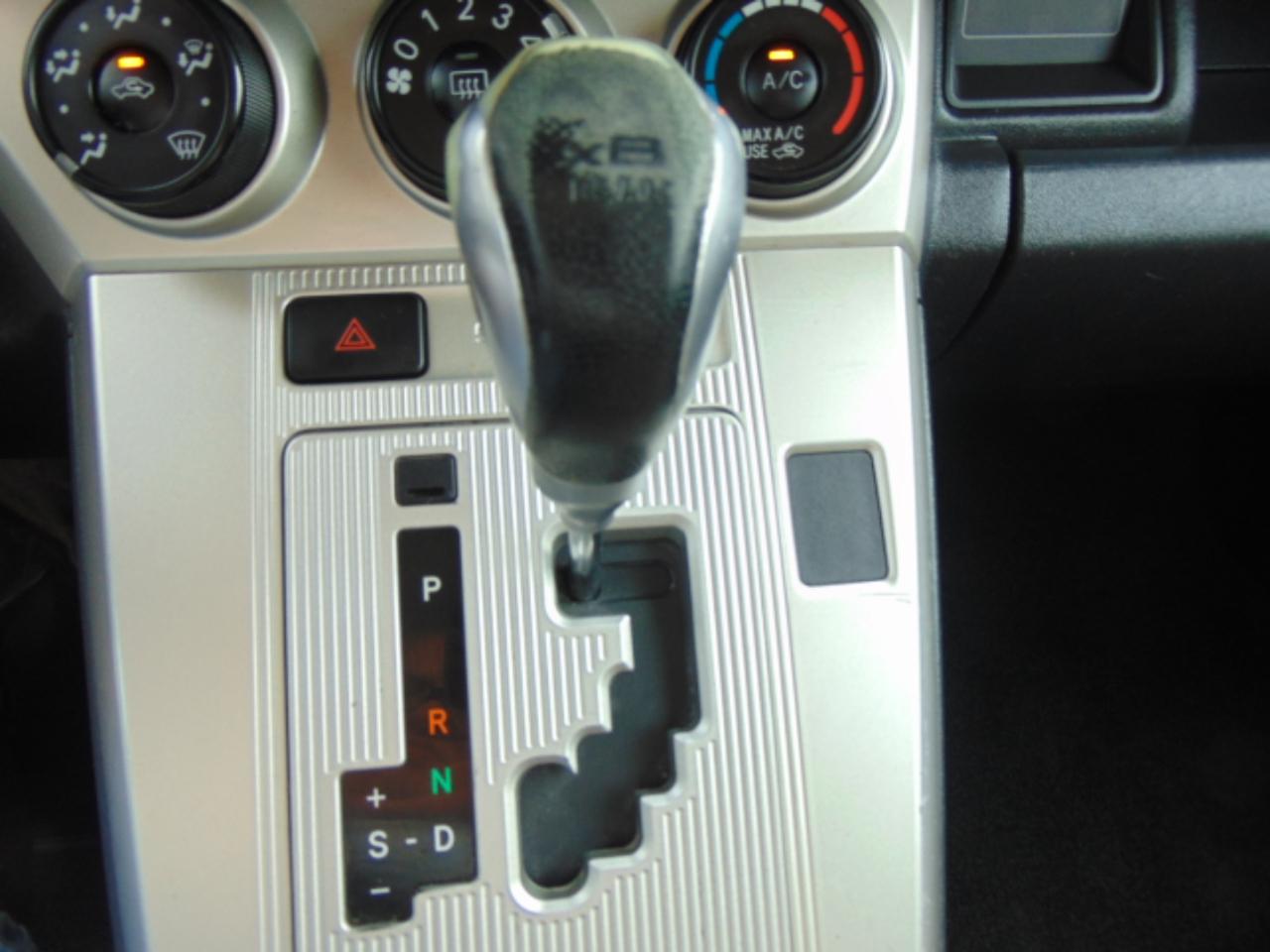 Scion xB 5-Door Wagon 4-Spd AT 2010