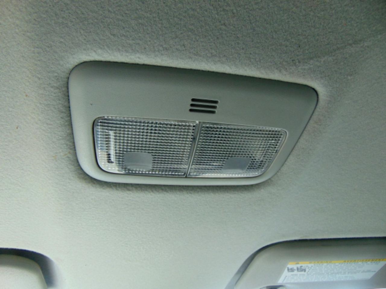 Scion xB 5-Door Wagon 4-Spd AT 2010