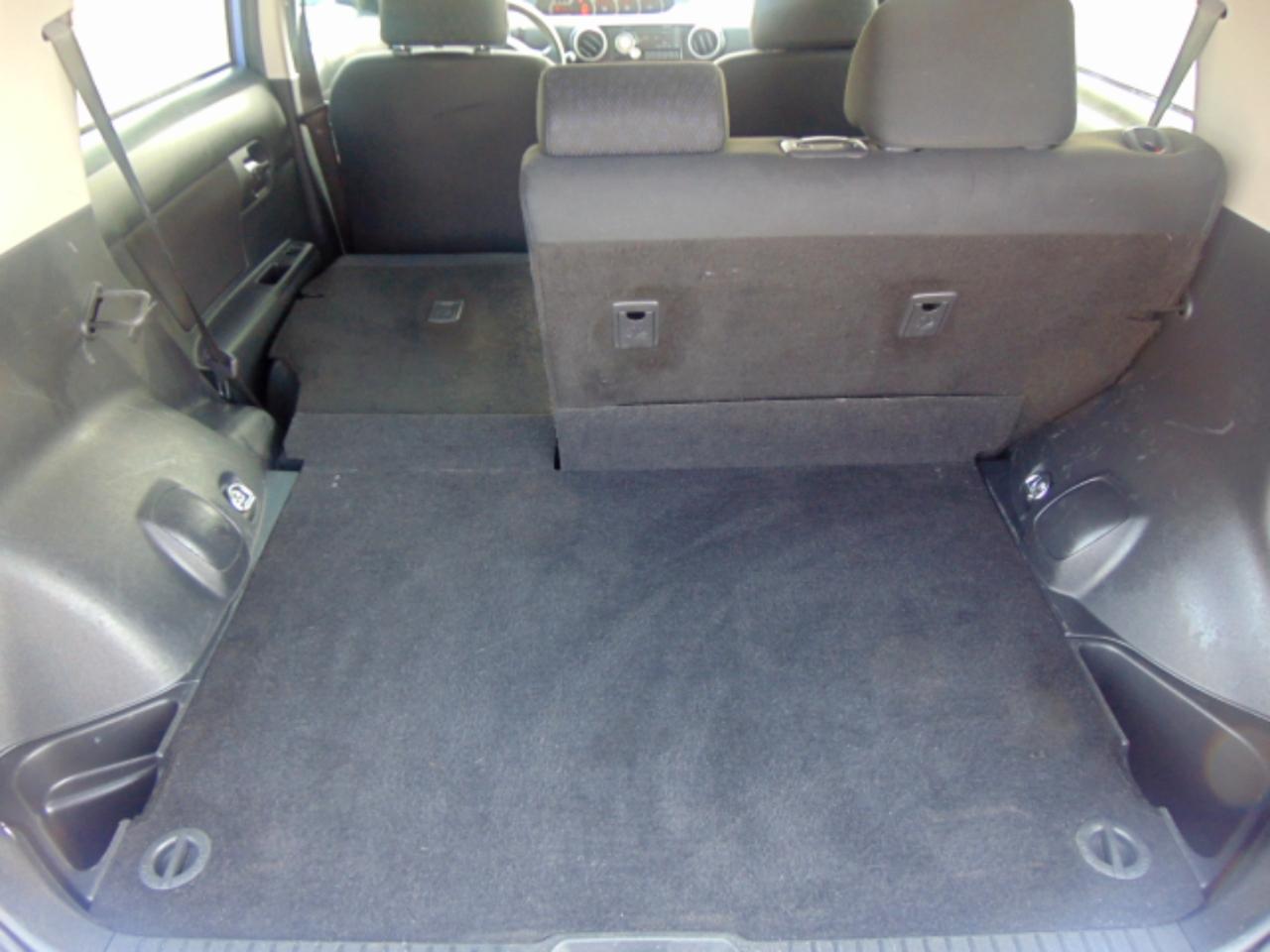 Scion xB 5-Door Wagon 4-Spd AT 2010