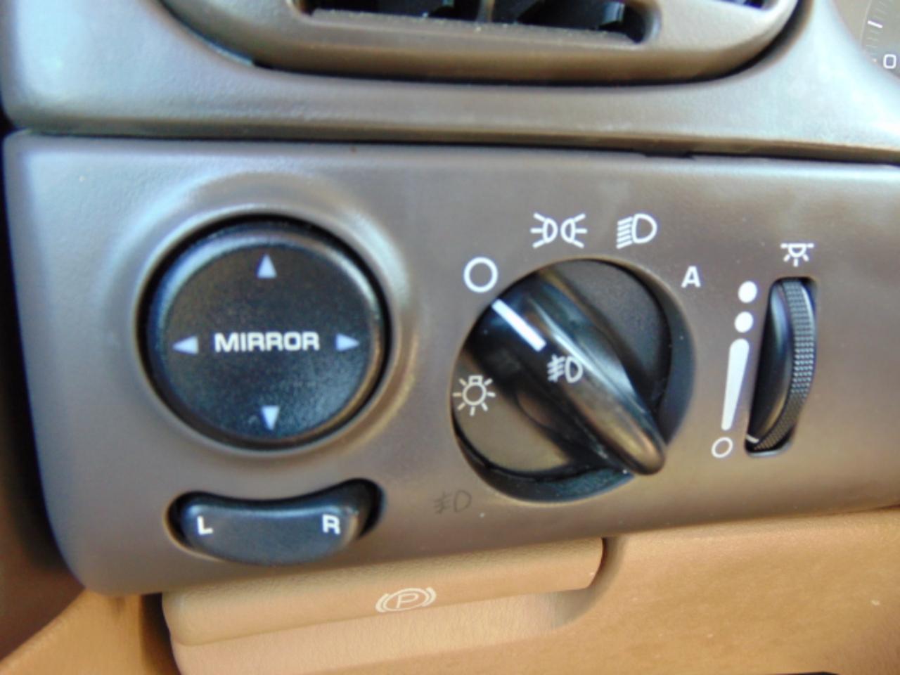 Chrysler Town & Country LXI 1998