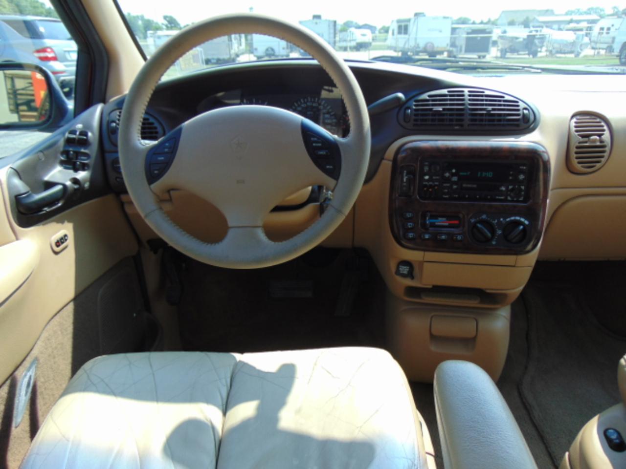 Chrysler Town & Country LXI 1998