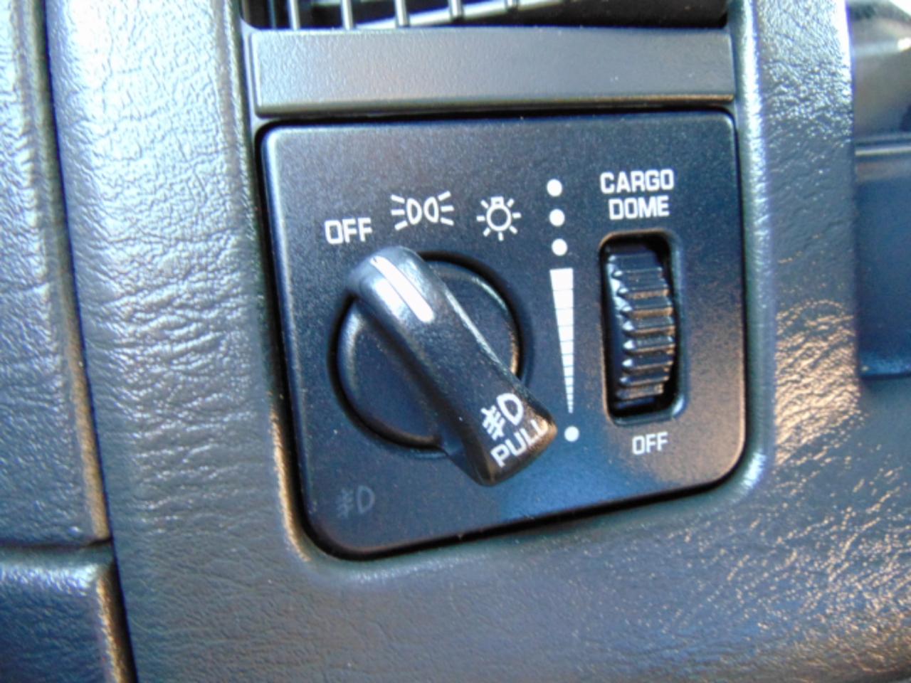 Dodge Ram 1500 Sport Reg Cab 4WD 2002