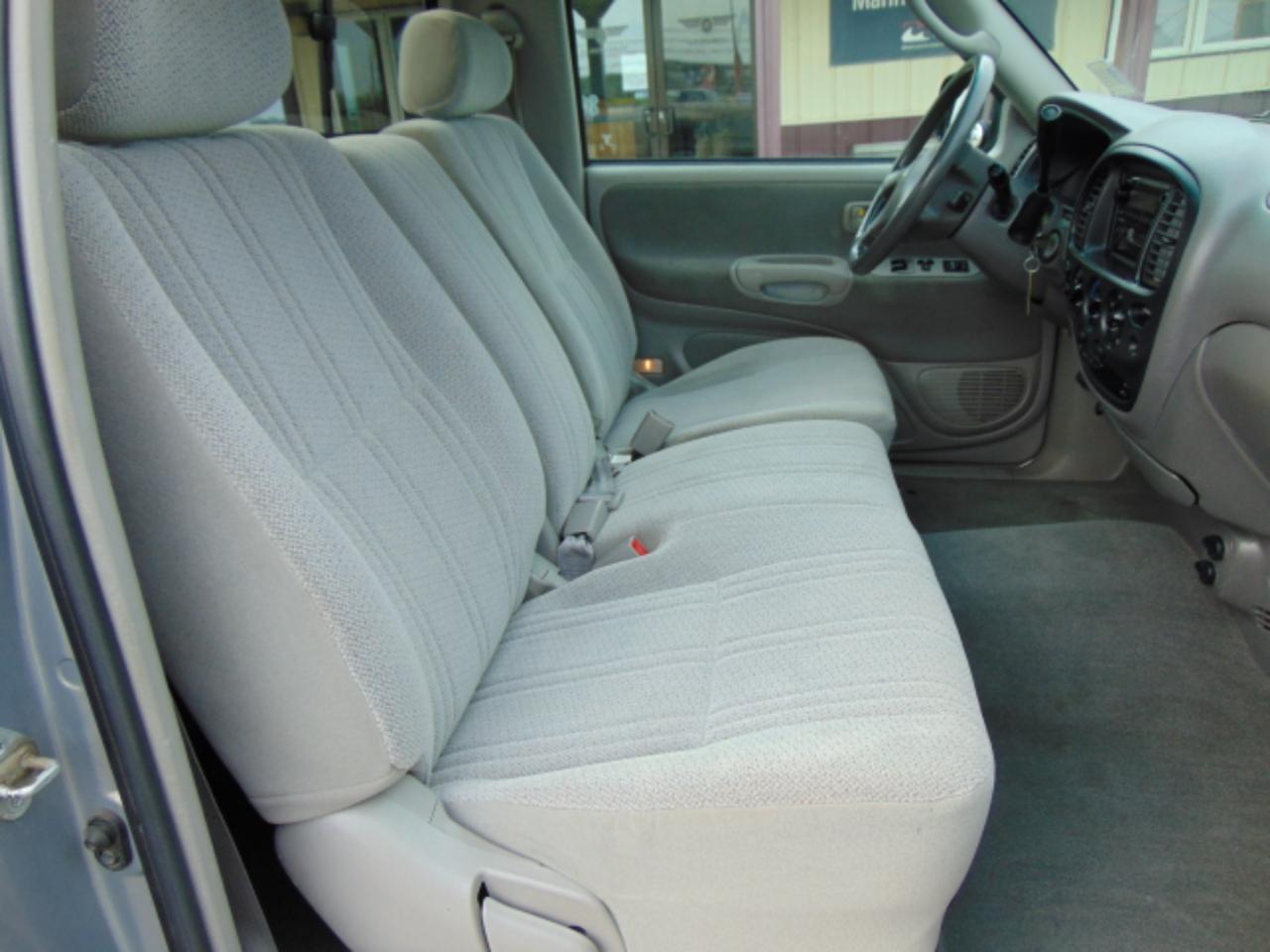 Toyota Tundra SR5 V8 4WD 2002