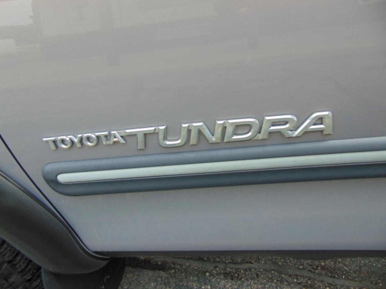 Toyota Tundra SR5 V8 4WD 2002