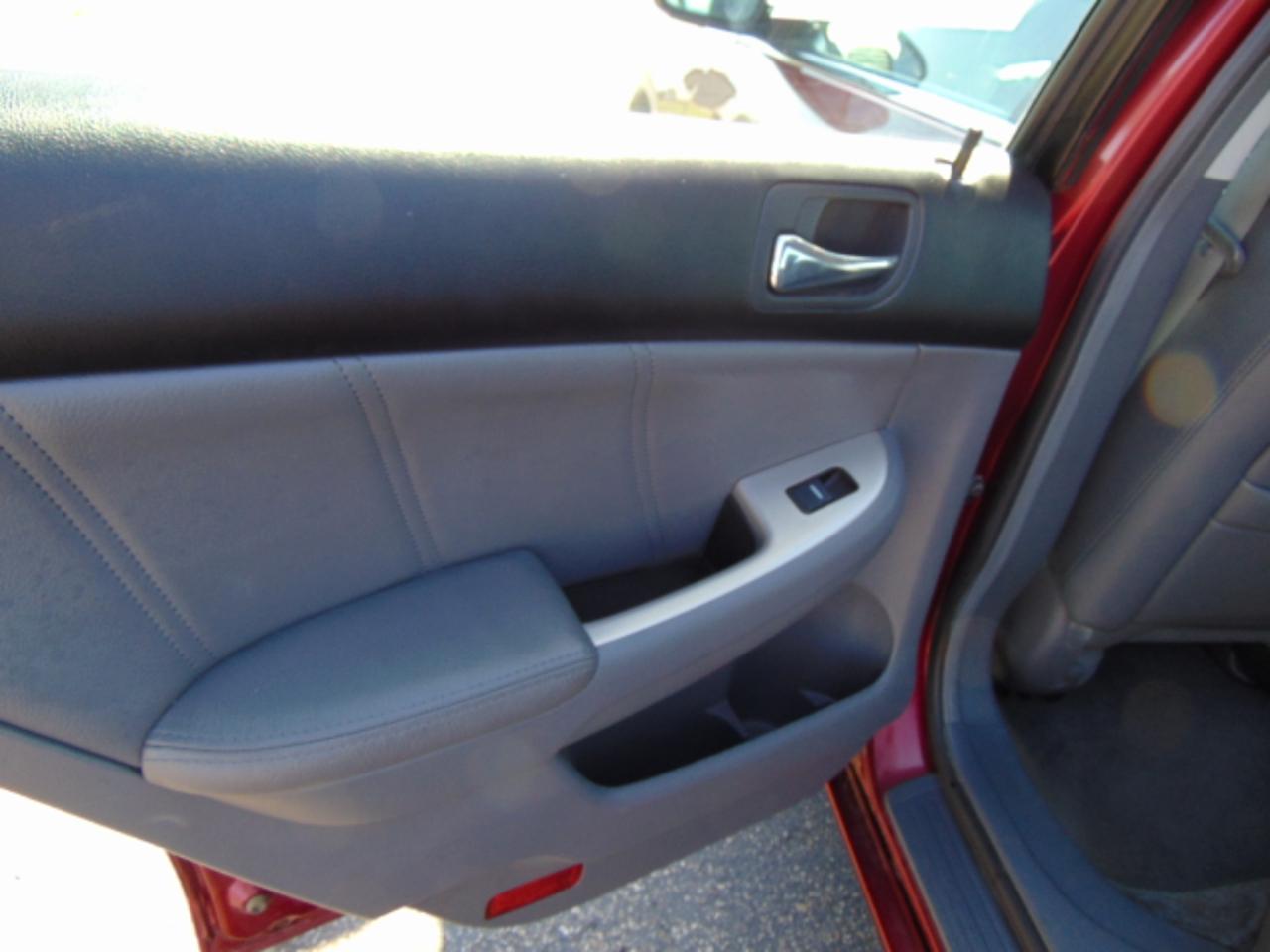Honda Accord EX V-6 Sedan AT with XM Radio 2004