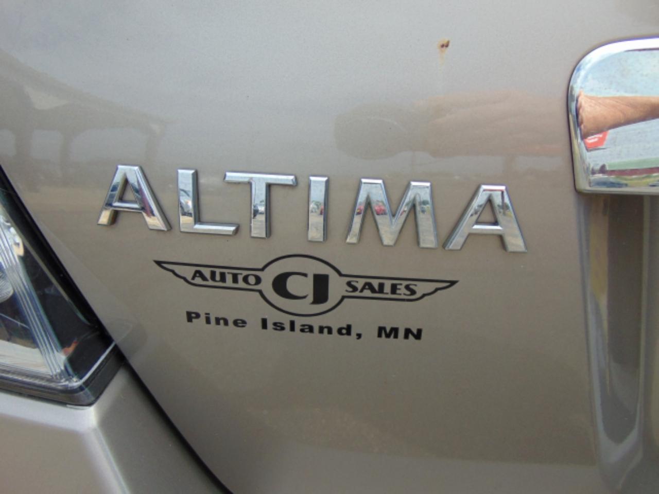 Nissan Altima 2.5 S 2011