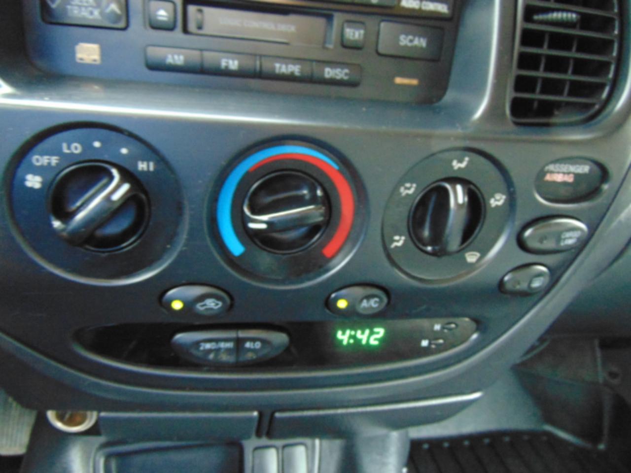 Toyota Tundra SR5 Double Cab 4WD 2006
