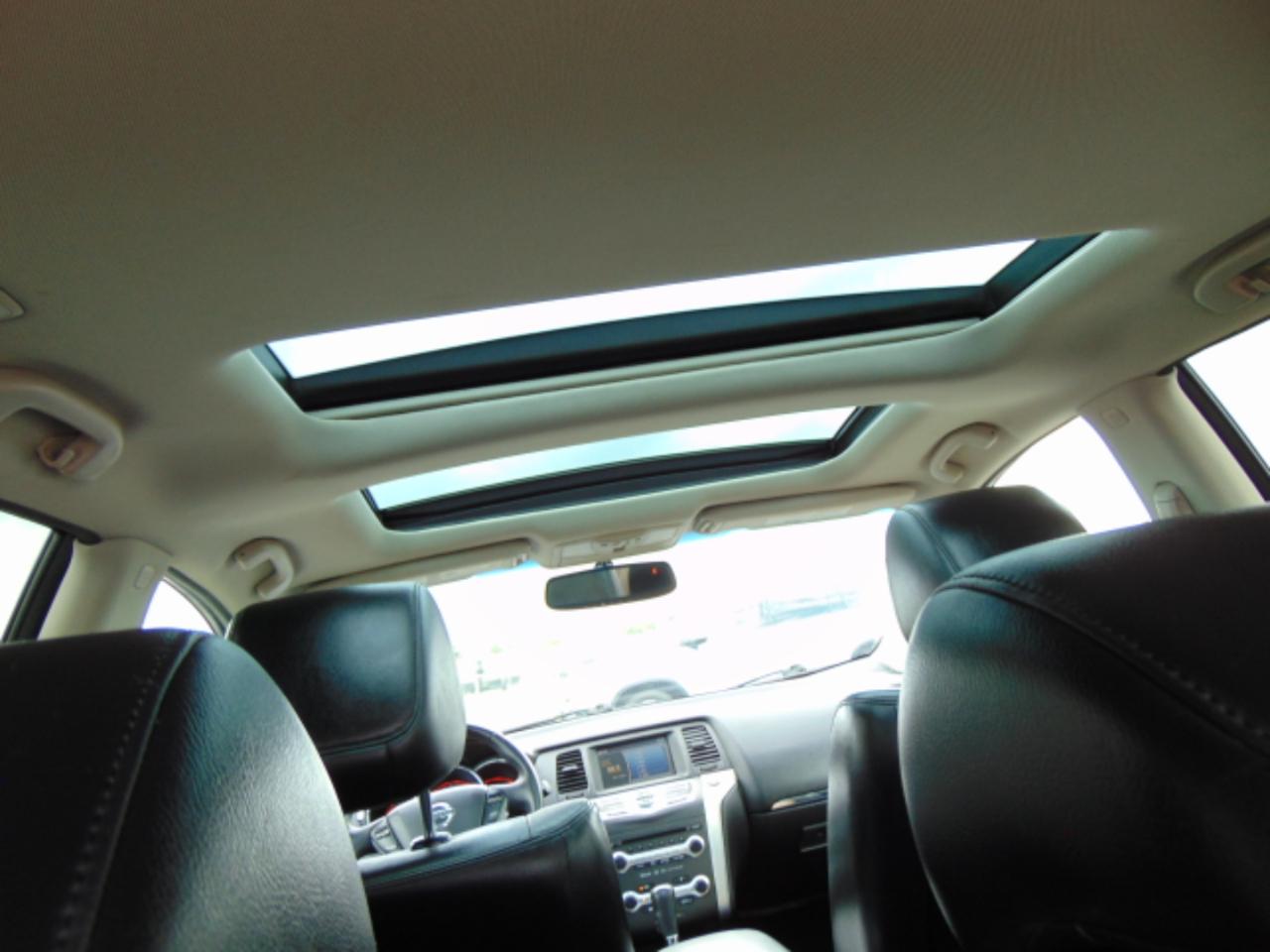 Nissan Murano SL AWD 2010