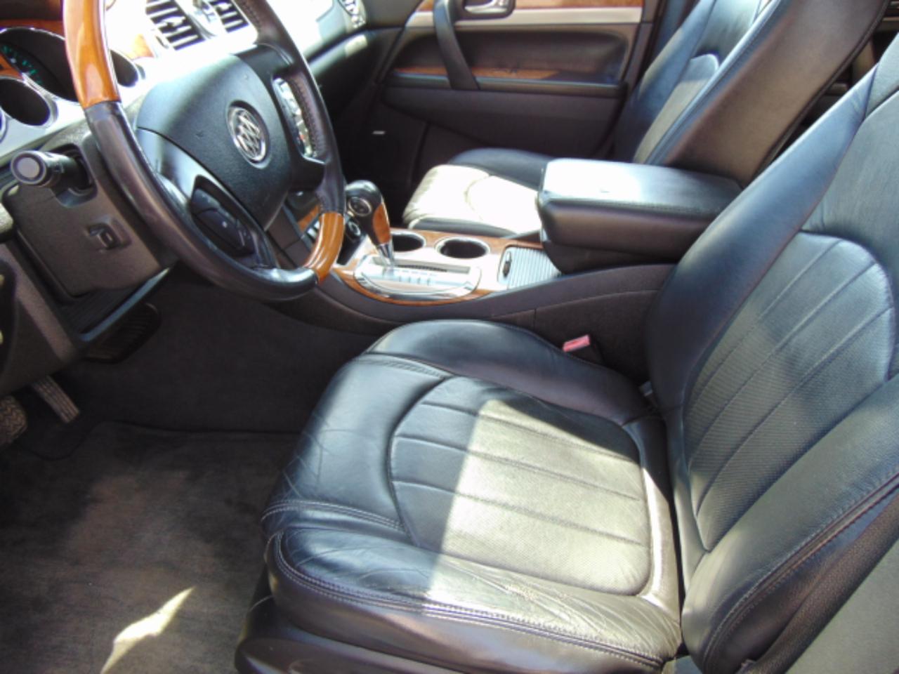 Buick Enclave CXL-2 AWD 2011