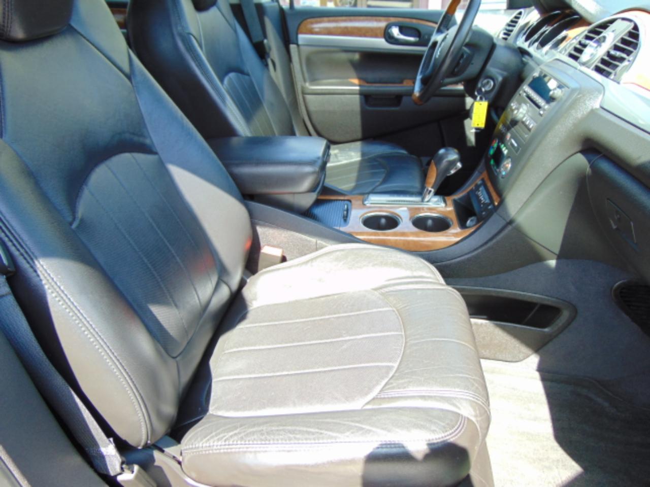 Buick Enclave CXL-2 AWD 2011