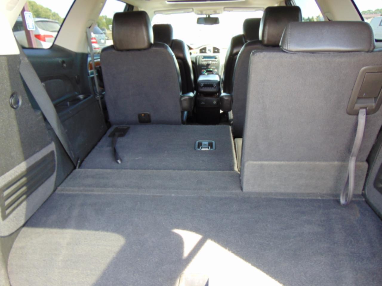 Buick Enclave CXL-2 AWD 2011