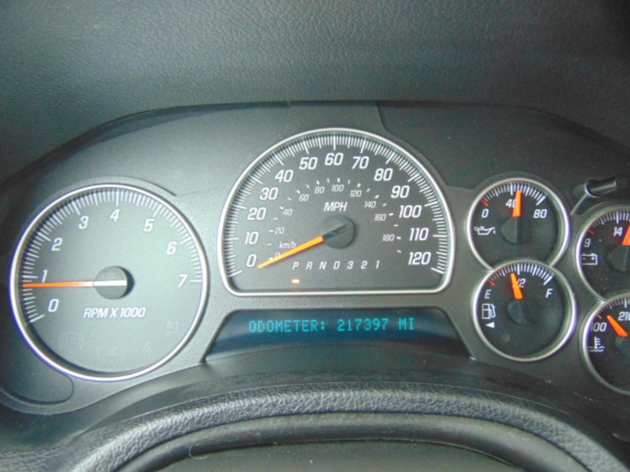 GMC Envoy SLE-1 4WD 2007