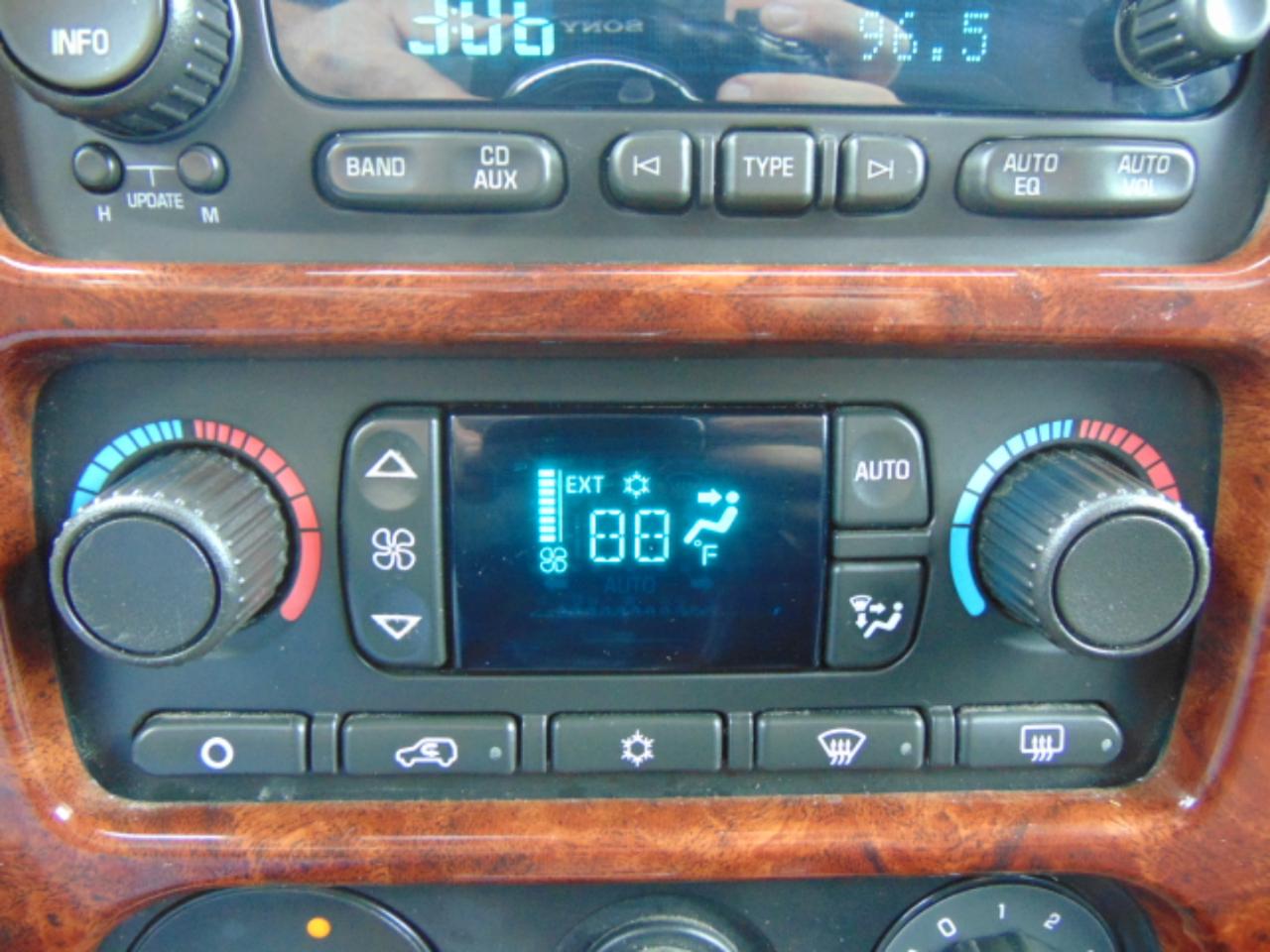 GMC Envoy SLE-1 4WD 2007