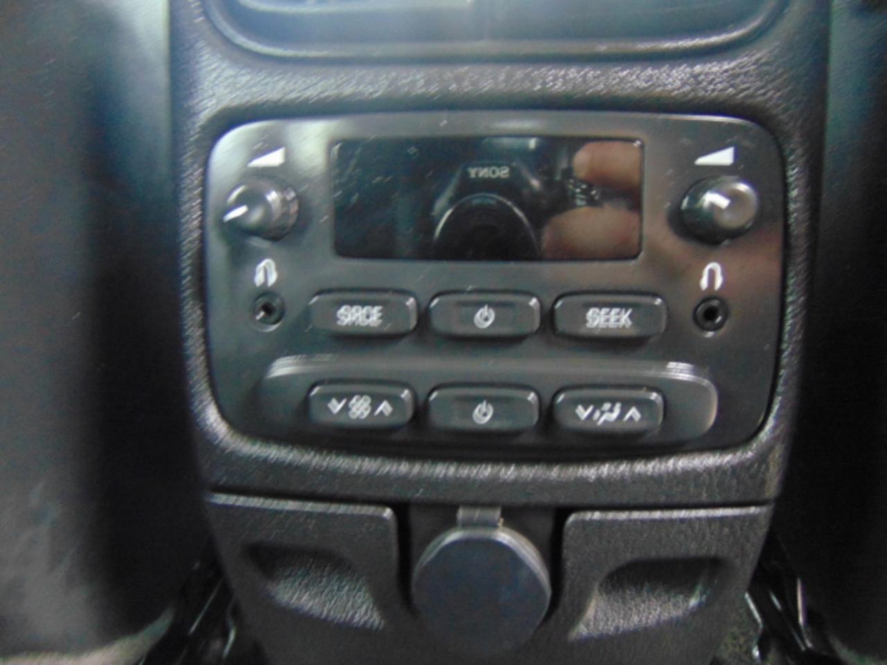 GMC Envoy SLE-1 4WD 2007