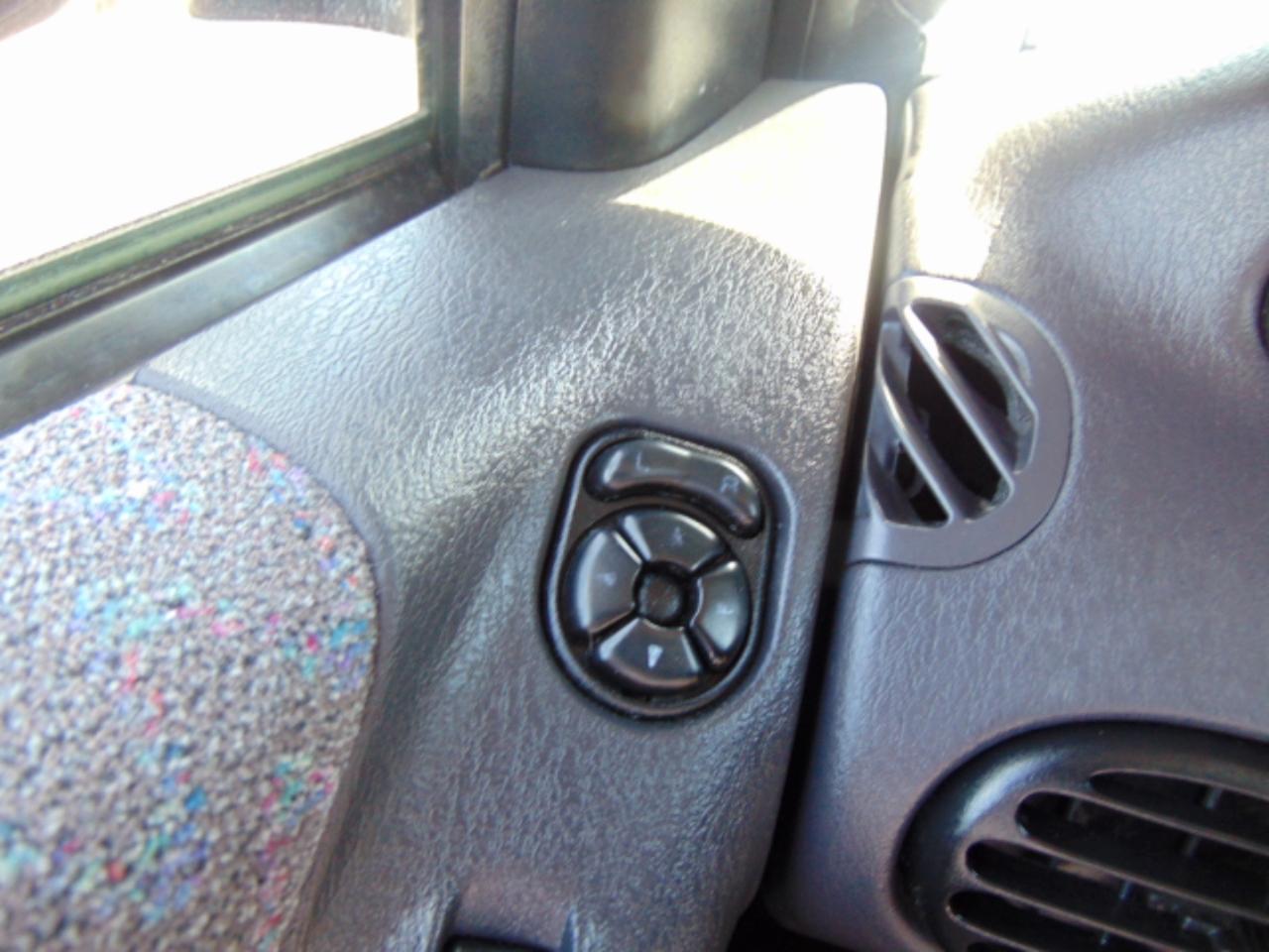 Dodge Stratus Base 1998