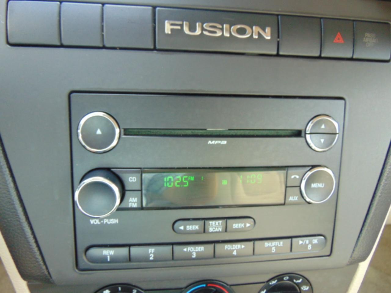 Ford Fusion I4 S 2009