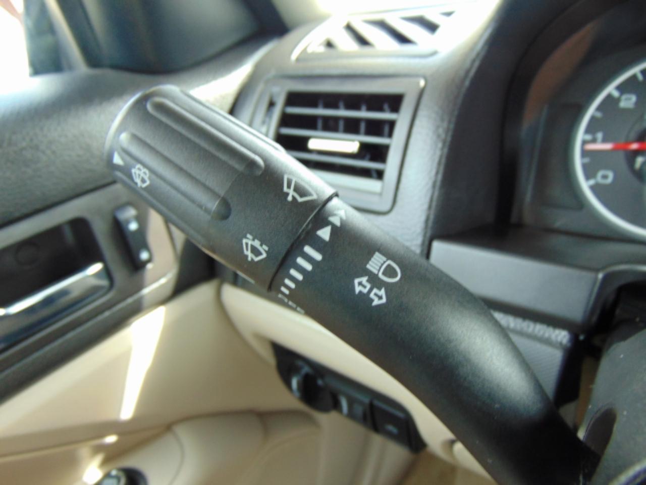Ford Fusion I4 S 2009