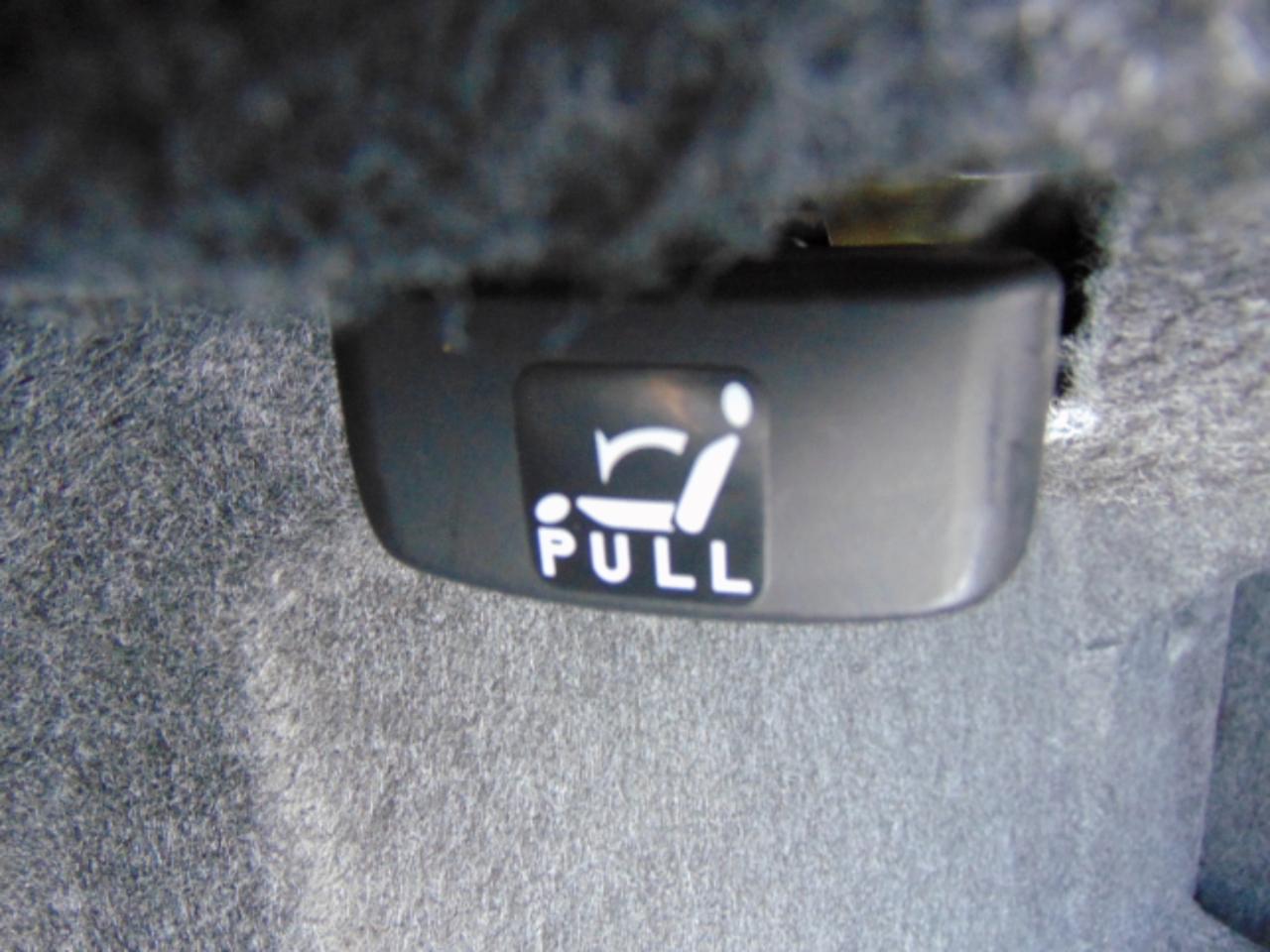Ford Fusion I4 S 2009