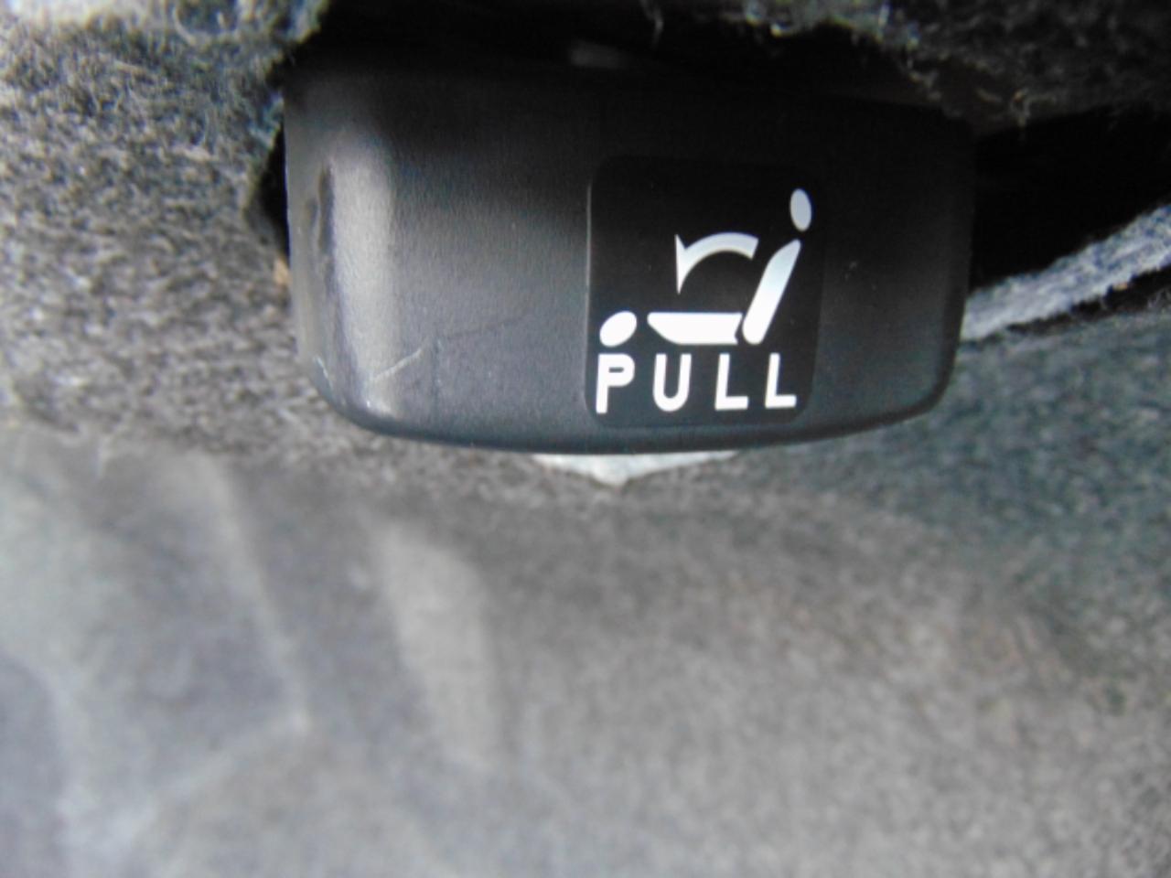 Ford Fusion I4 S 2009