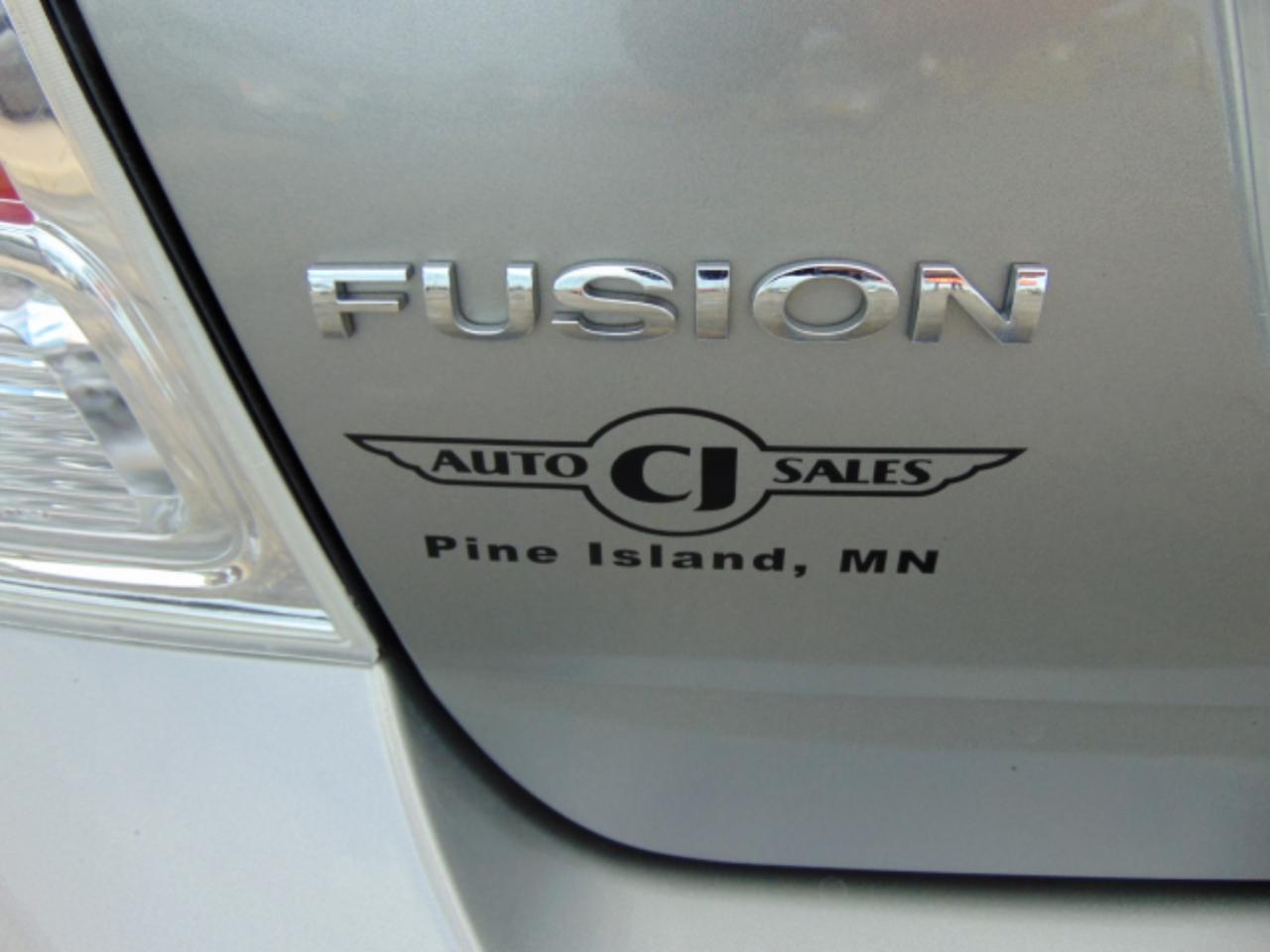 Ford Fusion I4 S 2009