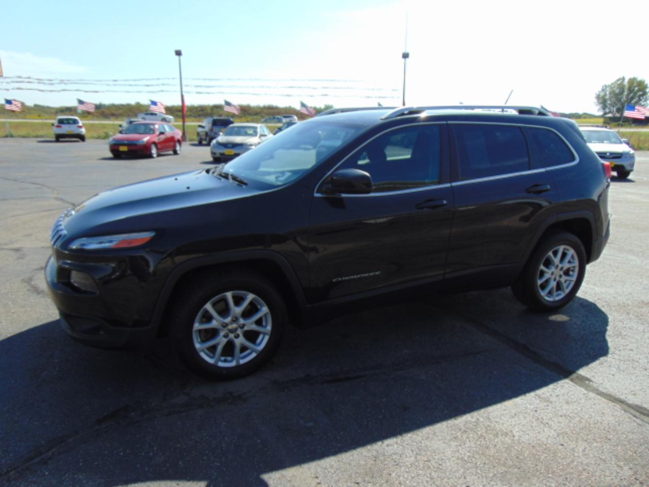Jeep Cherokee Latitude FWD 2015