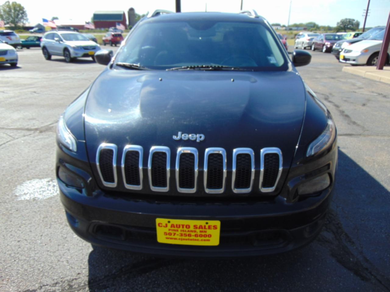 Jeep Cherokee Latitude FWD 2015