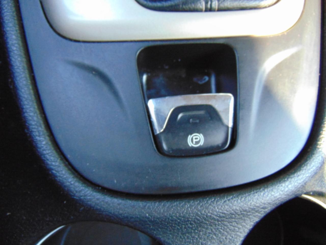 Jeep Cherokee Latitude FWD 2015