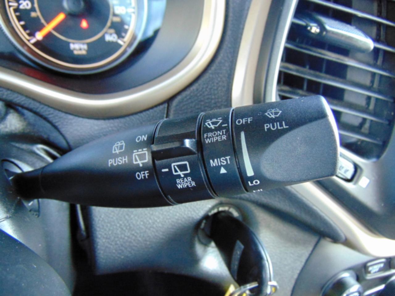 Jeep Cherokee Latitude FWD 2015