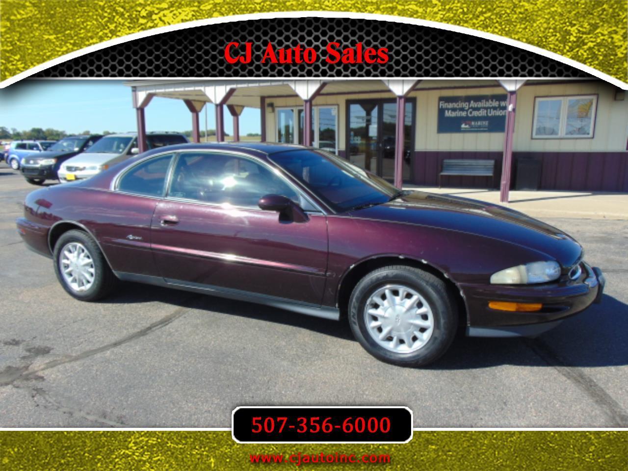 Buick Riviera Coupe 1996