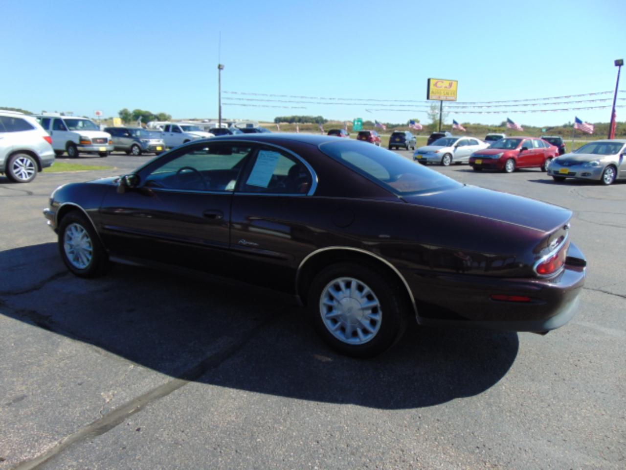 Buick Riviera Coupe 1996