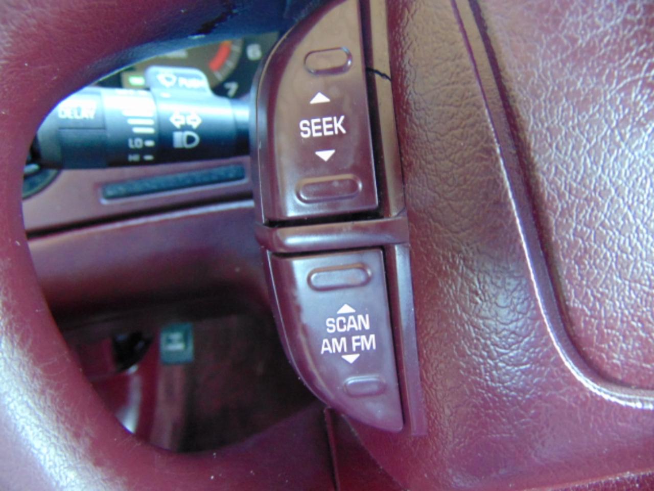Buick Riviera Coupe 1996