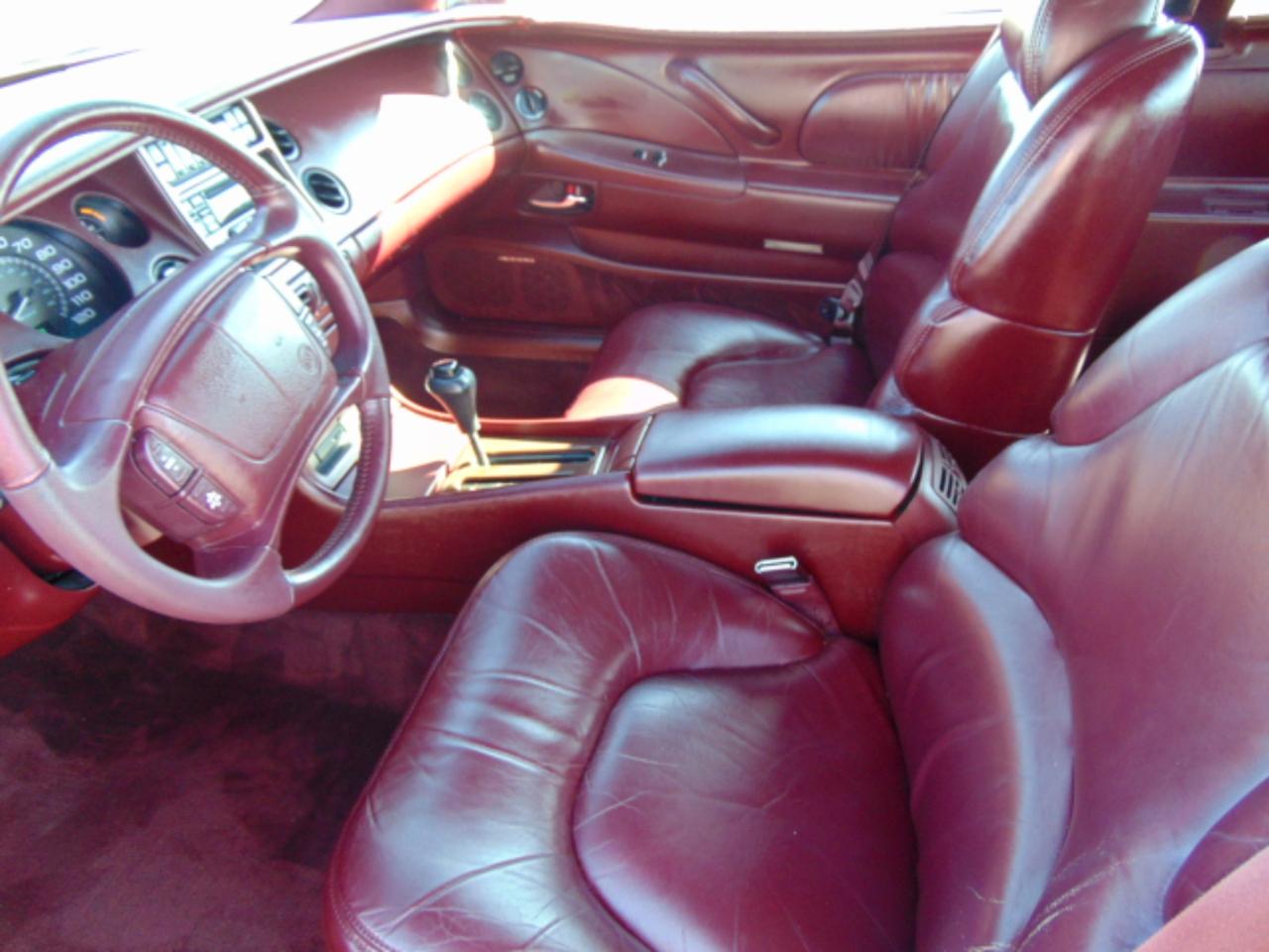 Buick Riviera Coupe 1996