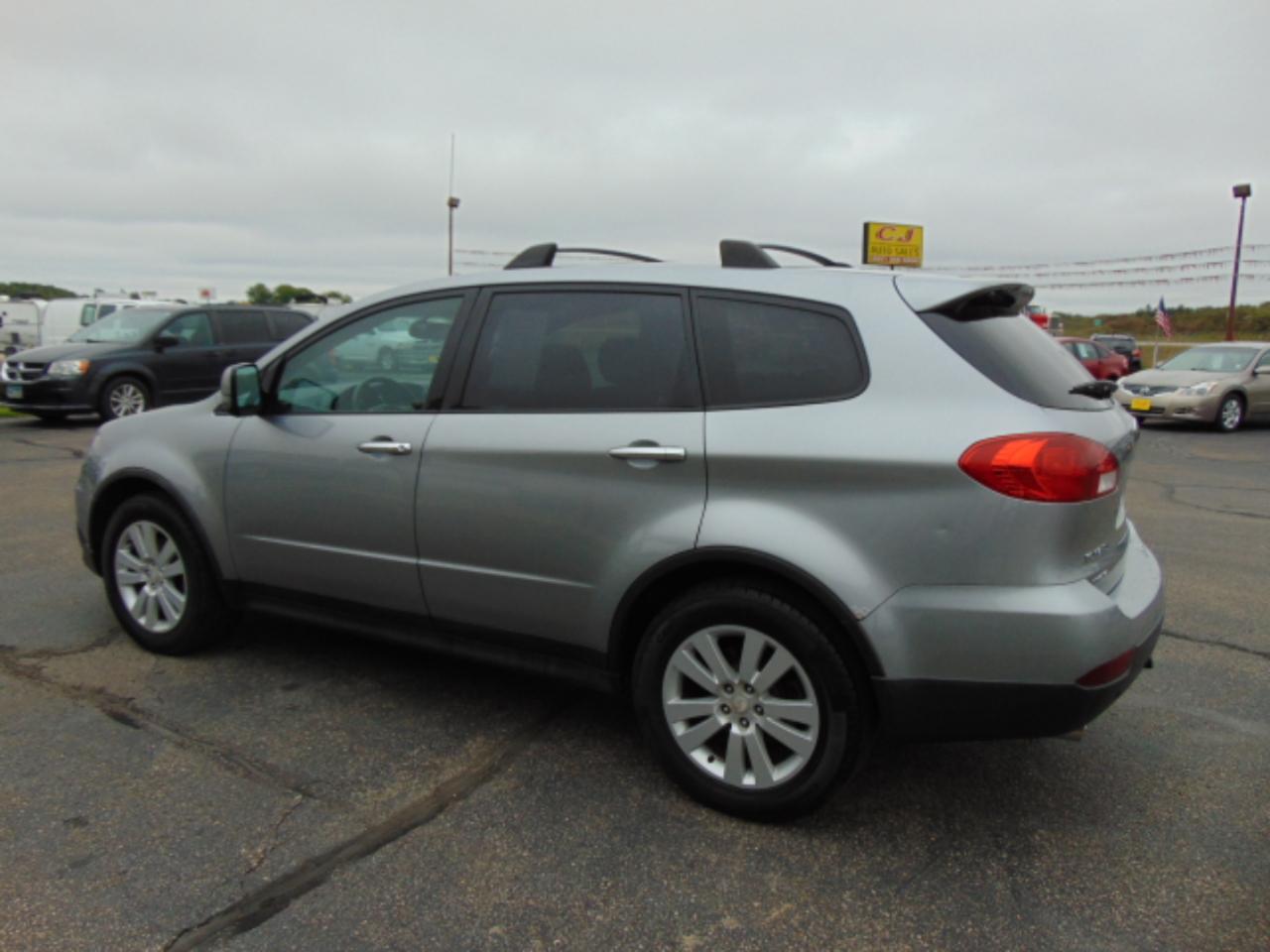 Subaru Tribeca Premium 2011
