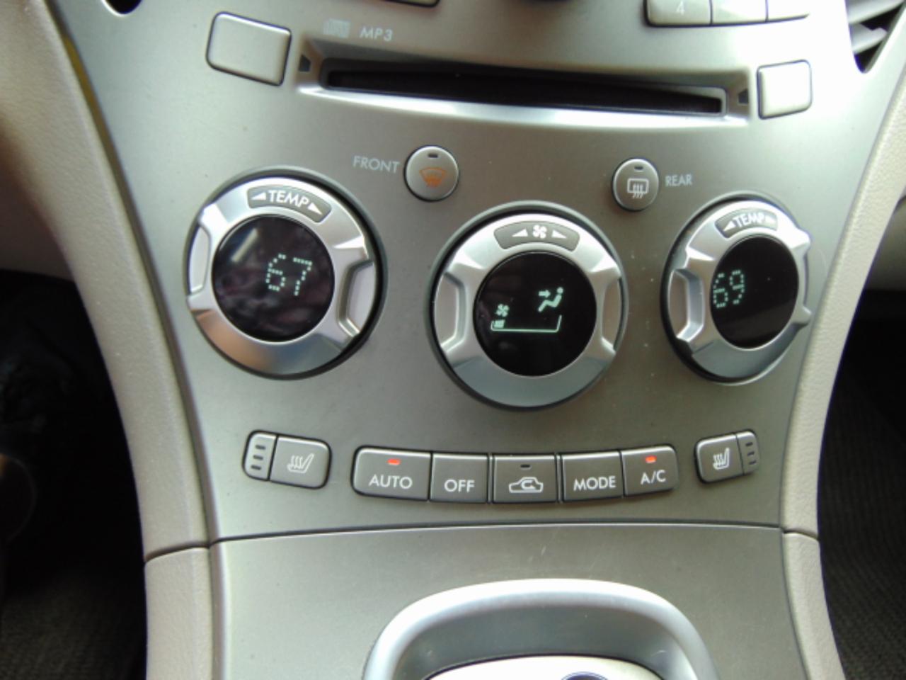Subaru Tribeca Premium 2011
