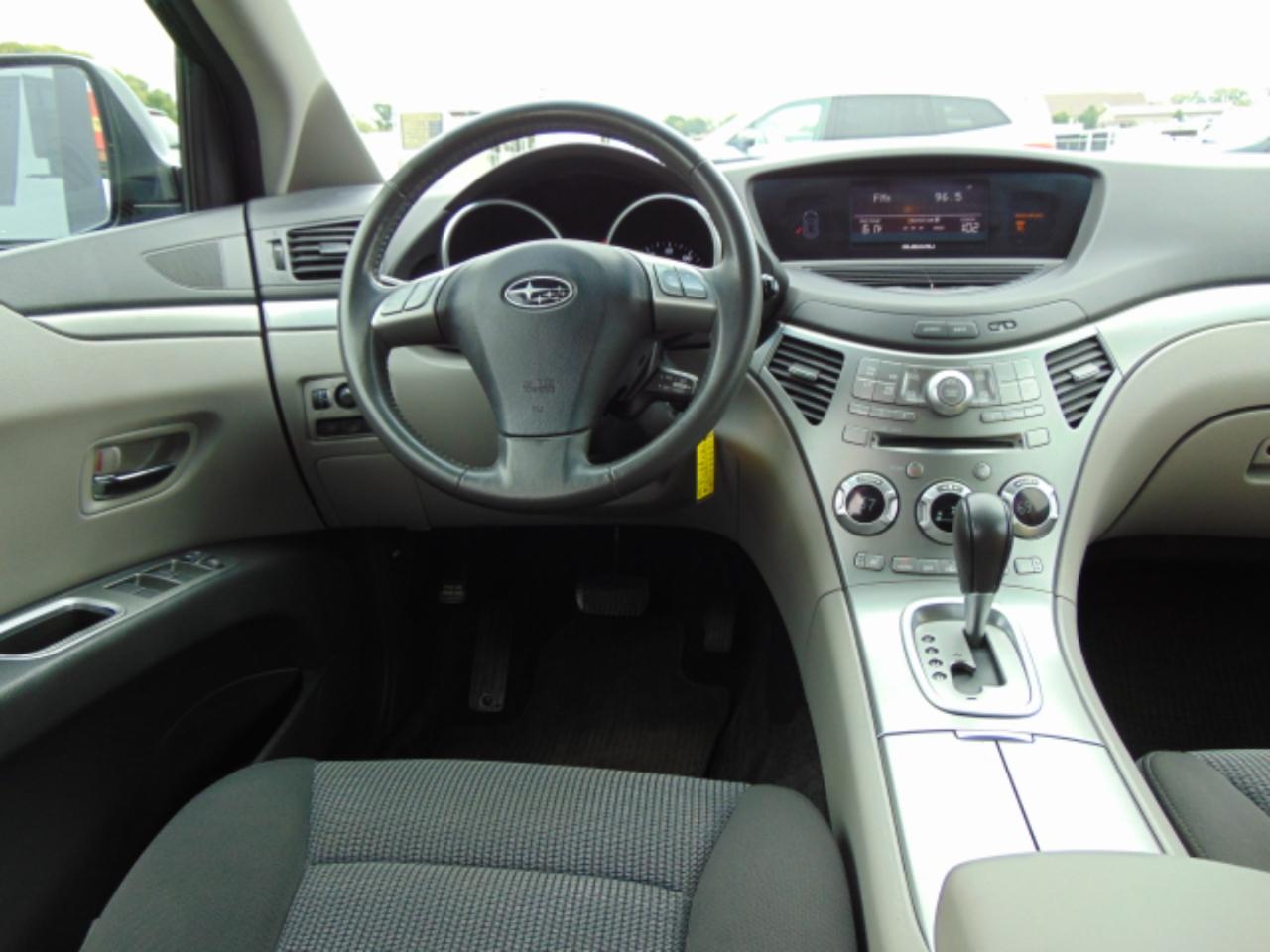 Subaru Tribeca Premium 2011