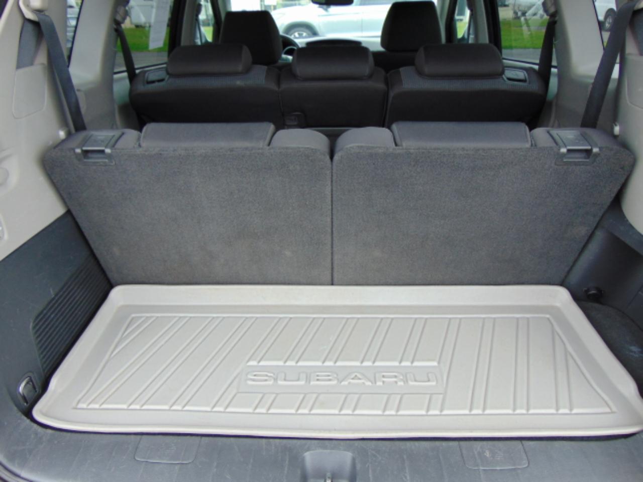Subaru Tribeca Premium 2011