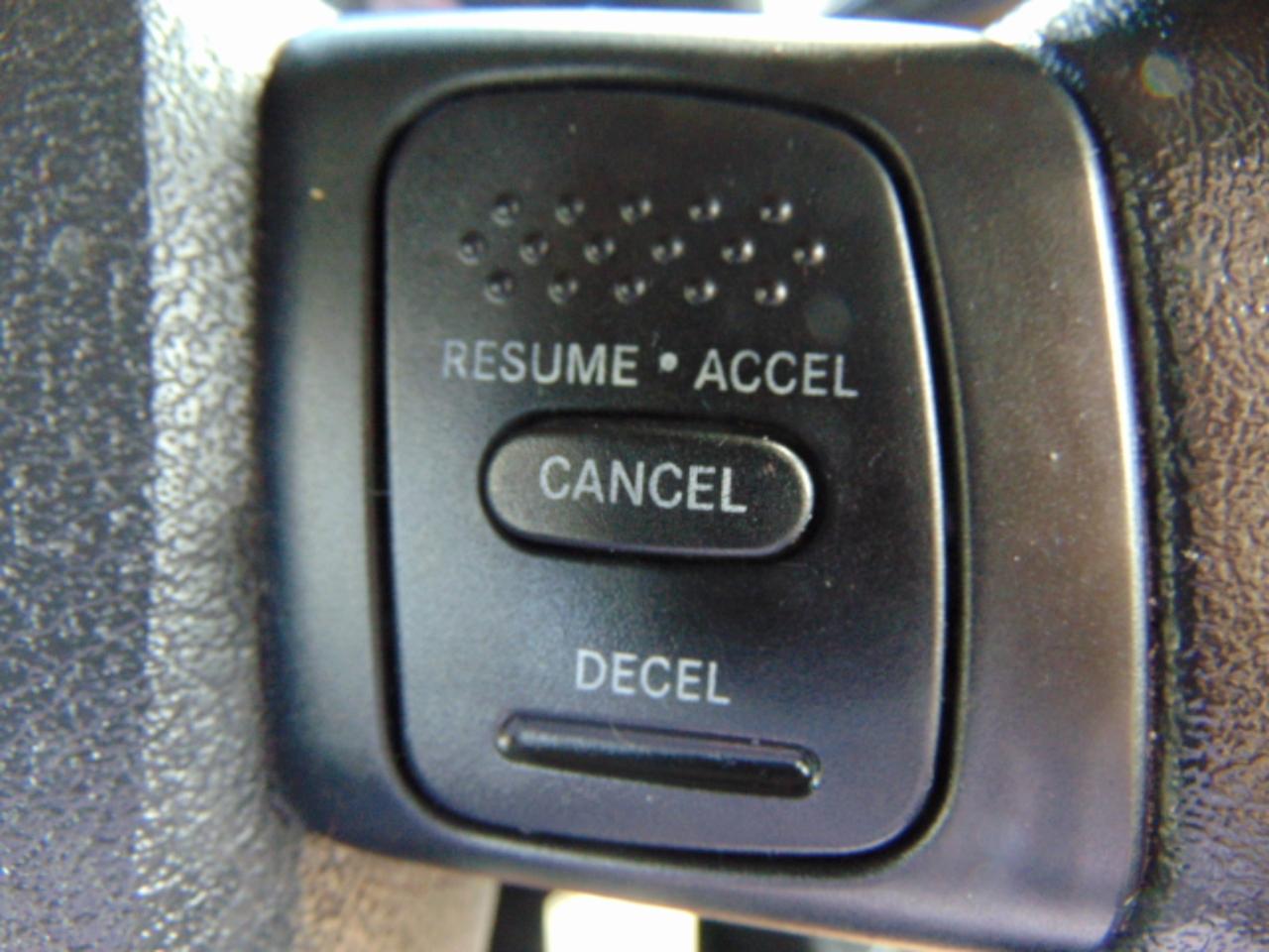 Dodge Dakota SXT Extended Cab 2WD 2011