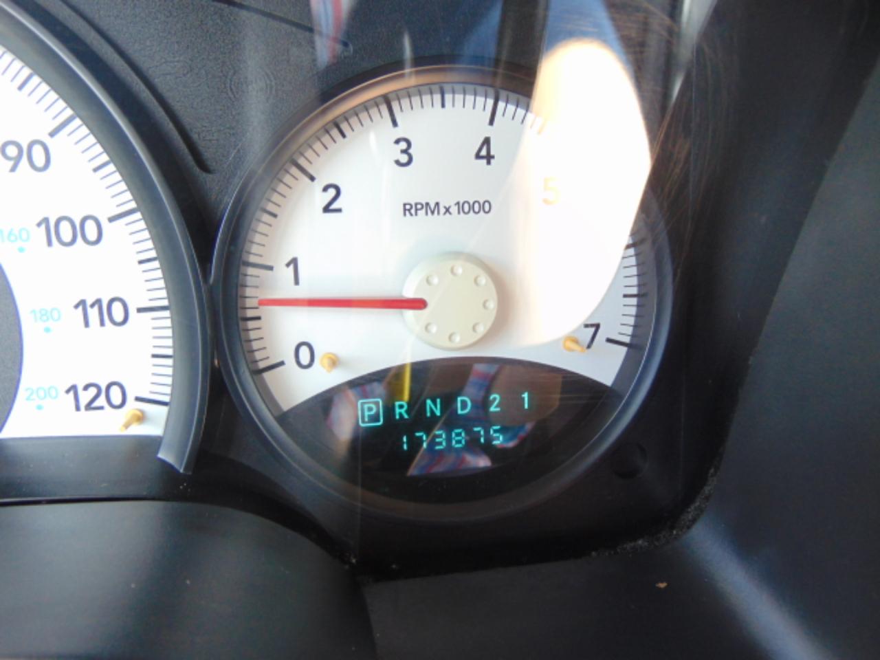 Dodge Dakota SXT Extended Cab 2WD 2011
