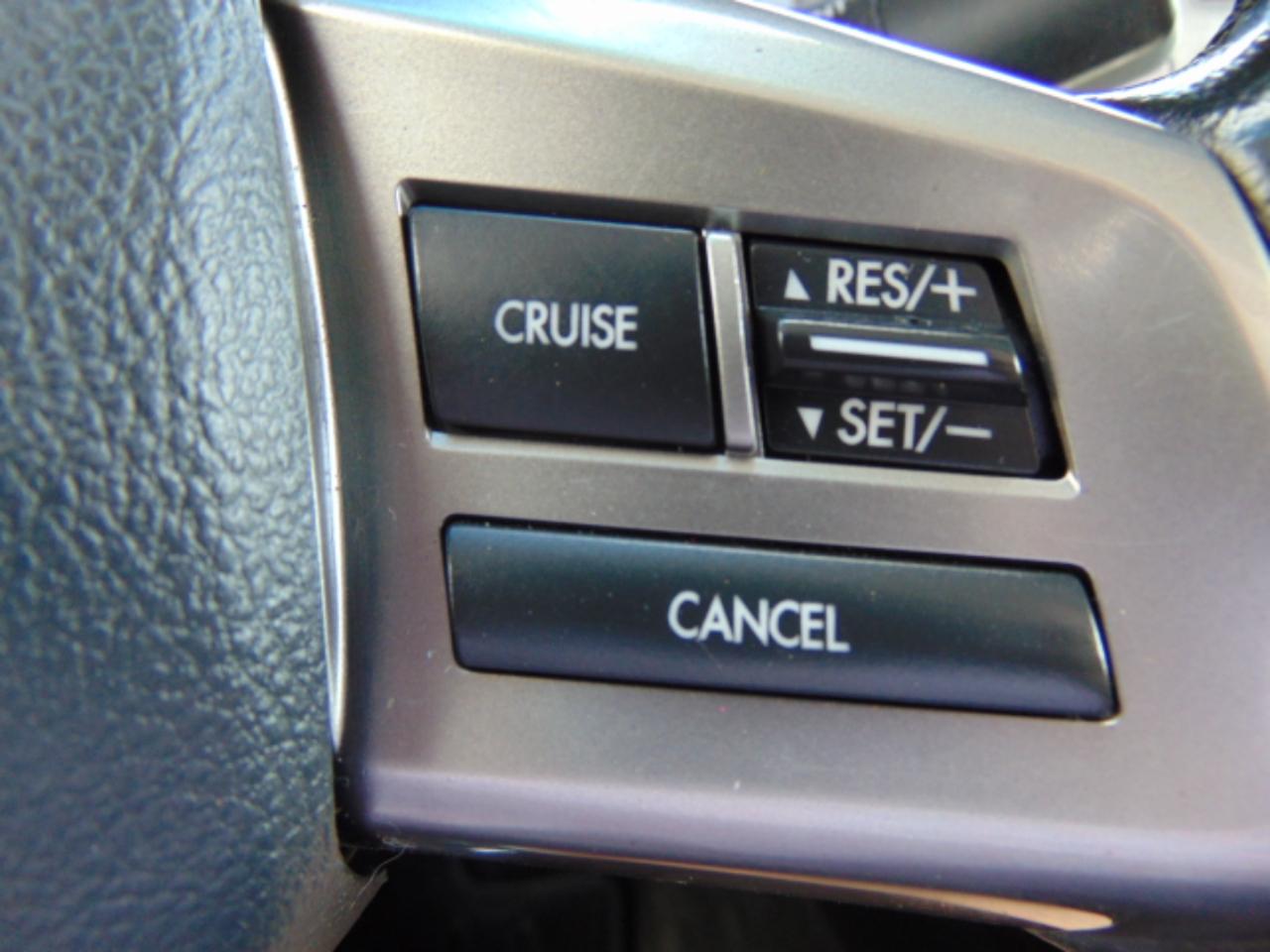 Subaru Legacy 2.5i Premium 2012