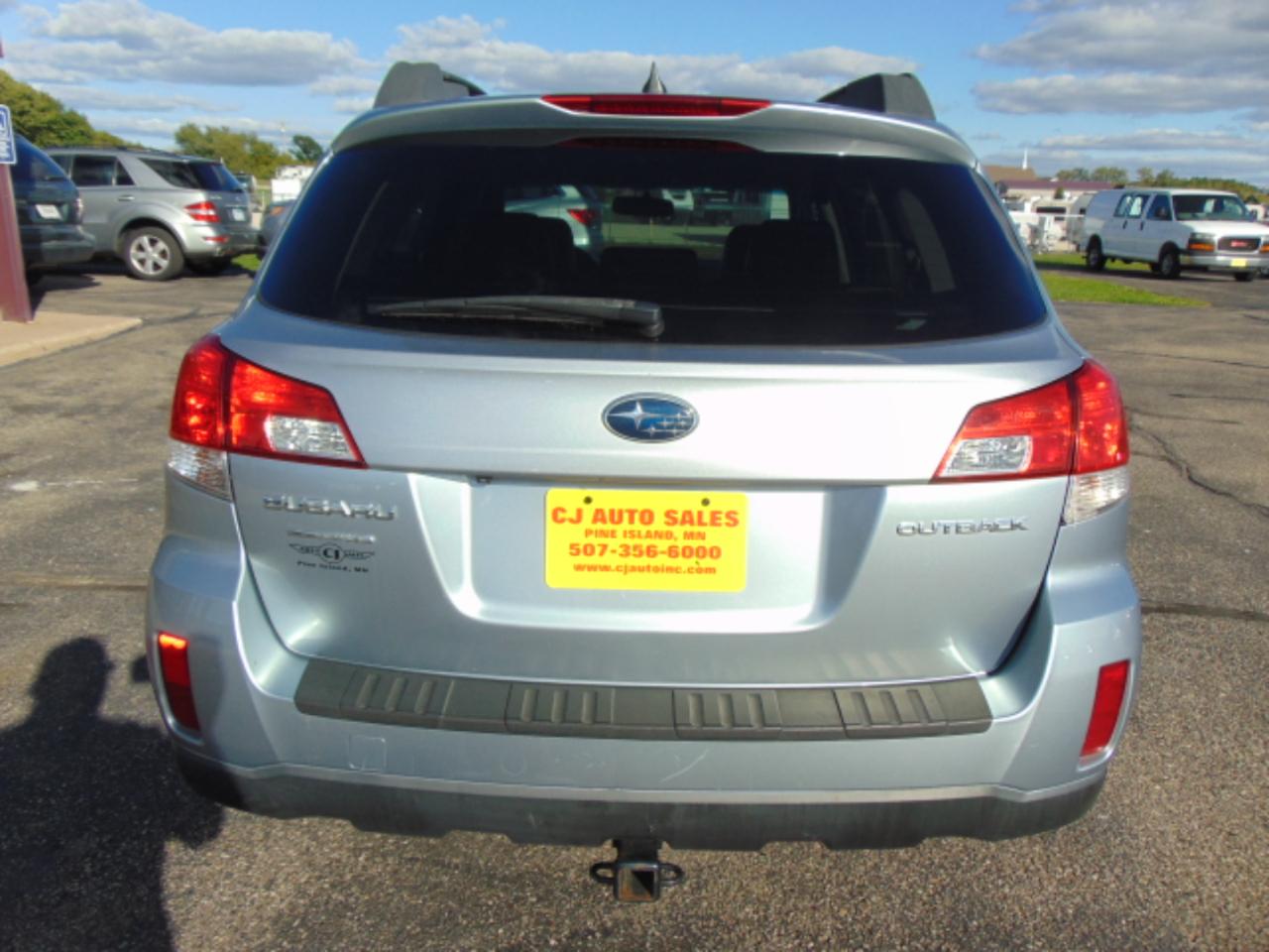 Subaru Outback 2.5i Limited 2012