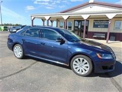 2015 Volkswagen Passat 