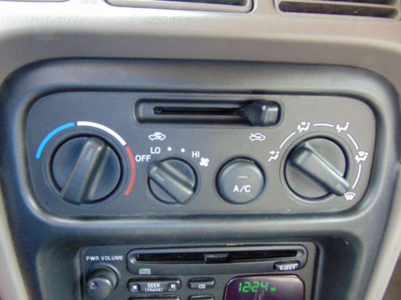 Chevrolet Prizm LSi 1998