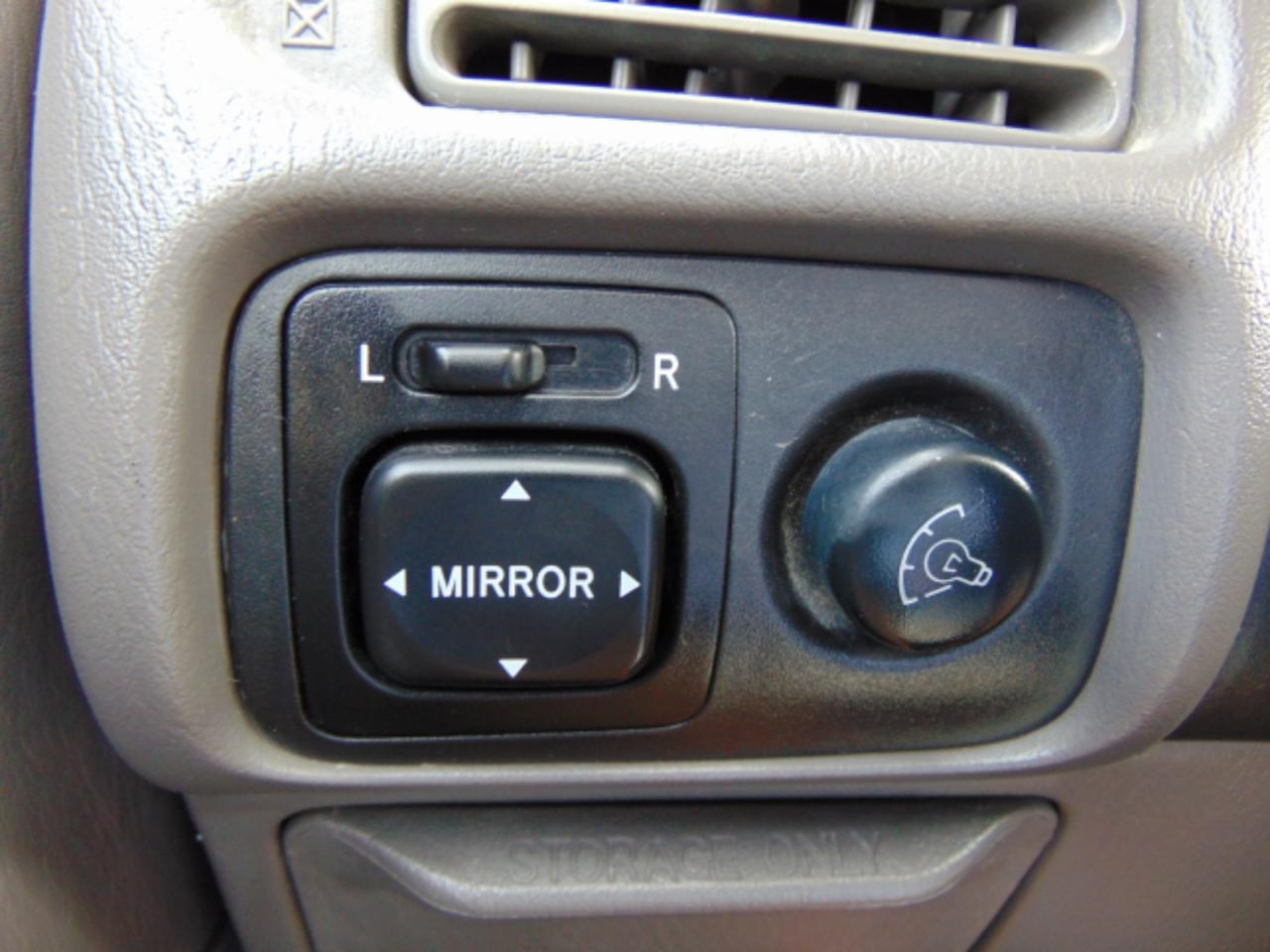 Chevrolet Prizm LSi 1998